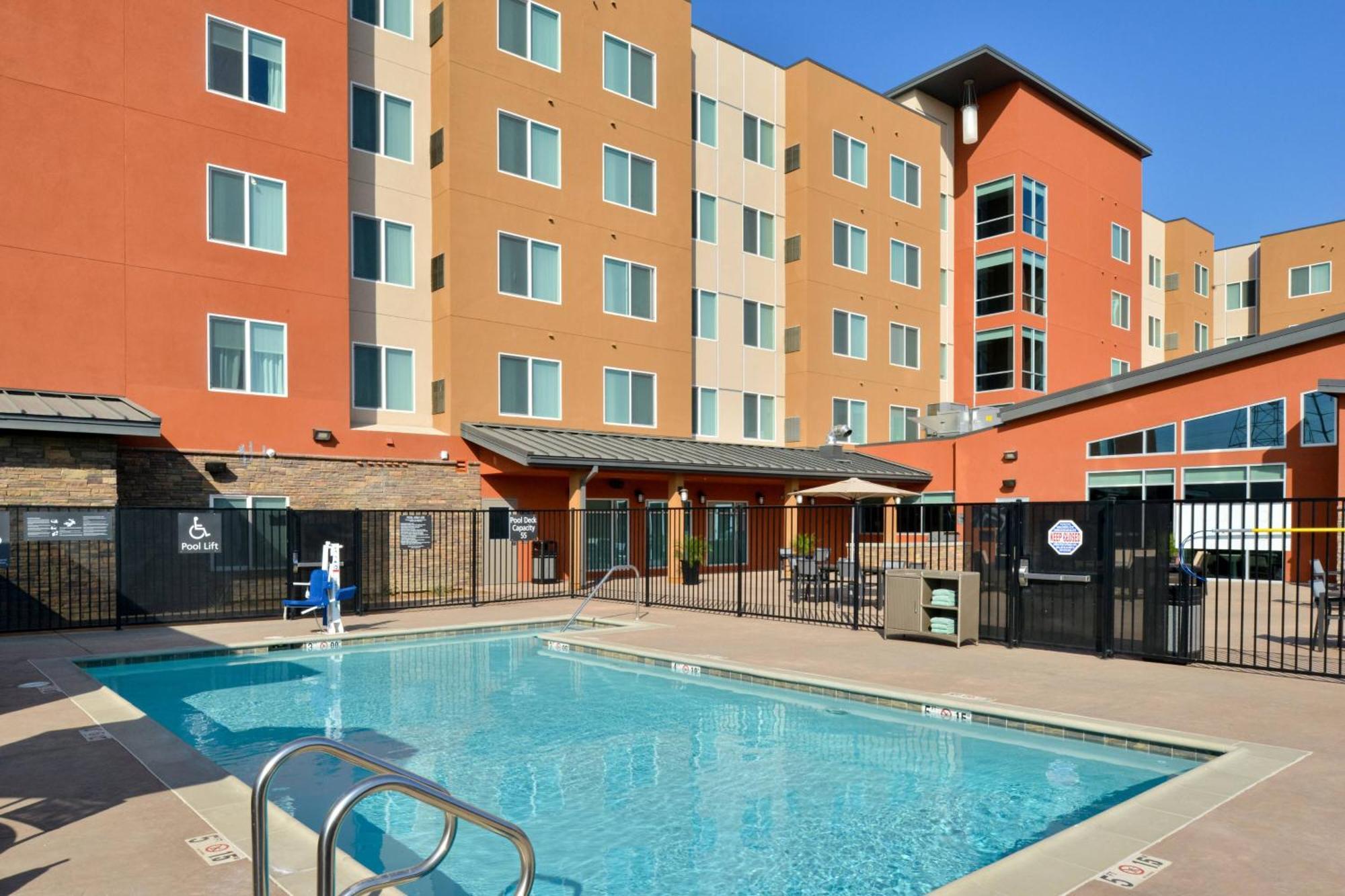 Residence Inn By Marriott Bakersfield West Eksteriør bilde